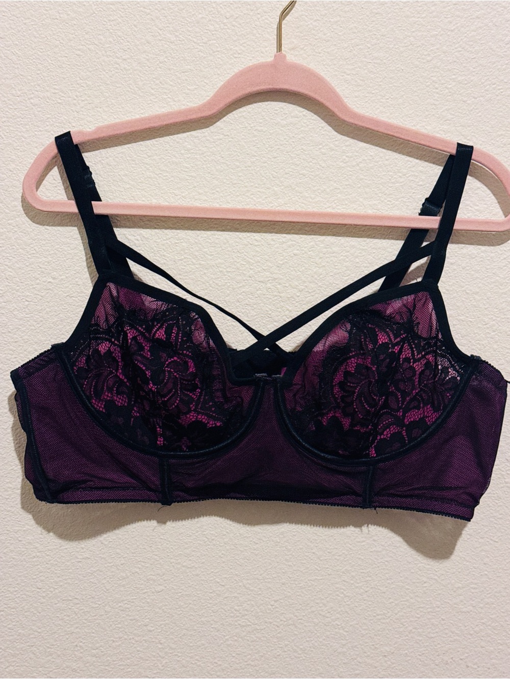 Lace Underwire Bra with Strappy Detail - Purple